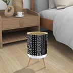 Round Trash Can with Lid